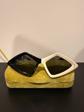 Gucci Two-Tone Black and White Geometric Cat Eye Sunglasses